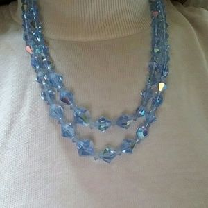 Vintage beaded neclace/ blue